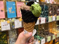 -VENCHI 闻绮(上海佛罗伦萨小镇店)