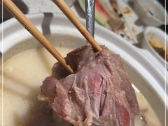 -三人行骨头王火锅(长寿店)