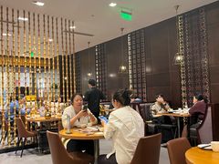 -乐忻皇朝(上海中心大厦店)