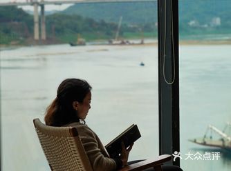 没想到三胜渡口，还有这么一个临江驿站，我开始以为这是