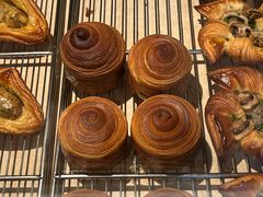 -VERIE BAKEHOUSE