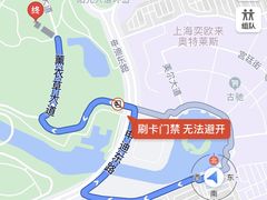 -奕欧来上海购物村停车场