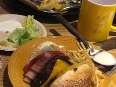 -HELLO 27 意面·沙拉·帕尼尼