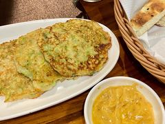 西葫芦饼配酸奶-TUK土耳其餐厅·下午茶(卢湾店)