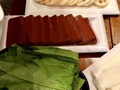 -怡品川宇火锅(宝立方店)