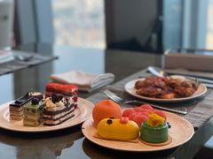-云端西餐厅(南宁龙光那莲豪华精选酒店)