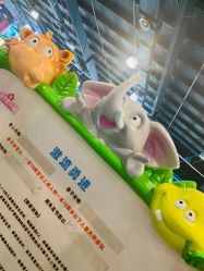 -维佳童话镇演出现场(徐东店)