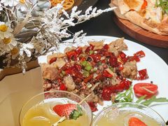 -mordew加州日记西餐&小酒馆(新天地店)