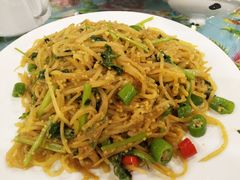 -闯关东东北农家菜(崂山石老人店)
