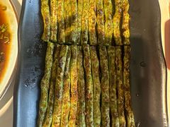 -嗨辣小聚·盘锦河蟹·海鲜烧烤龙虾(盘锦十年好店)