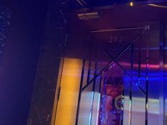 -温莎KTV(珠江路店)