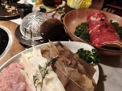 -芸山季·云南山珍菌火锅(人民广场来福士店)