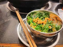 -鸿顺老铁锅美蛙鱼府(解放碑店)