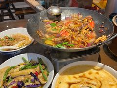 -富正毅三下锅·湘西韵味(天门山索道店)