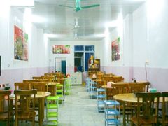 大堂-15年老字号鑫鑫猪肚鸡·椰子鸡海南火锅(兴隆华侨农场店)