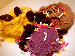 冰淇淋-圣廷苑酒店-世纪楼菲苑自助餐厅