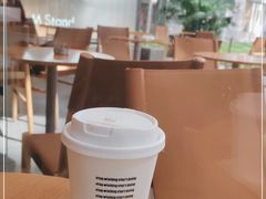 -M Stand(上海人民广场来福士店)