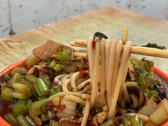 -玲玲米粉·新疆现炒米粉(大十字总店)