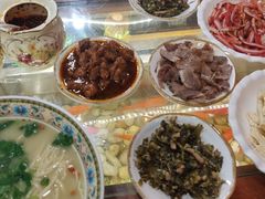 -金杨拉面王小吃面馆·牛三宝面·红烧牛肉粉