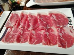 -老牌坊云南鱼豆花火锅(哈西万达店)
