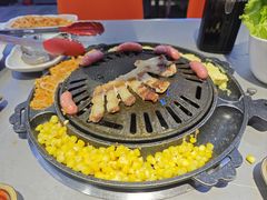 东北酸菜五花肉-外婆掌柜·东北家庭烤肉(托乐嘉店)