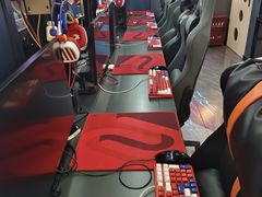 -小魔虎电竞馆·二进制店