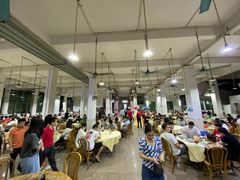 大堂-标记美食新鲜猪杂(兴南大道店)