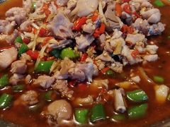 -兔行天下-鸿鹤鲜锅兔(中海国际店)