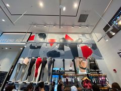 -lululemon(比斯特购物村店)