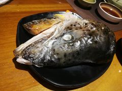 盐烤三文鱼头-和彩放题餐厅(酒仙桥店)
