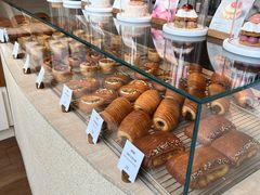 -VERIE BAKEHOUSE
