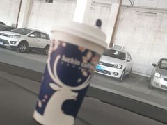 -瑞幸咖啡(凯德埃德蒙顿路店)
