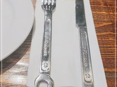 -1886德国汽车餐厅(外滩十六铺码头店)