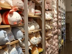 -名创优品(广东省广州琶洲保利广场店)