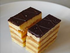 -哈氏上海哈尔滨食品厂(汇联商厦天钥桥路店)