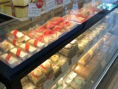 -红宝石·鲜奶小方·海派西点房(丰庄店)