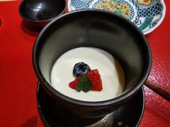 牛奶布丁-鮨青(恒基名人购物中心店)