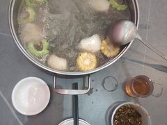 -官塘陈记鱼生·潮汕砂锅粥·牛肉火锅(潮枫路总店)