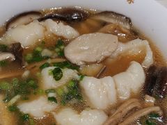 -渝是乎酸菜鱼(龙旗购物中心店)