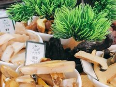 -一善菌·云南菌汤·云南菜(银泰城店)