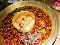 同蛙阁经典味锅底-同蛙阁美蛙鱼头火锅