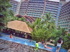 -三亚湾海居铂尔曼度假酒店