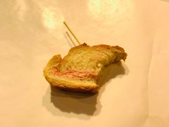 草莓冰面包-匠造烘焙(联洋店)