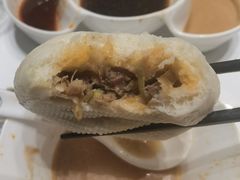 -红鼎豆捞·非遗鲍皇汤火锅(宝丰路店)