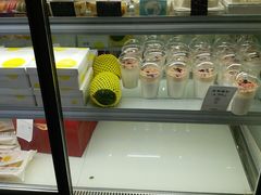 面包甜点陈列柜-麦趣尔(铁路局二分店)