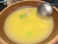 -桥边小楼·手工云南菜·古城观景小楼