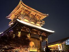 -茅山东方盐湖城景区