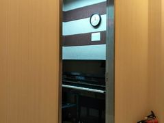 -柏斯音乐艺术中心·钢琴·吉他(上音店)