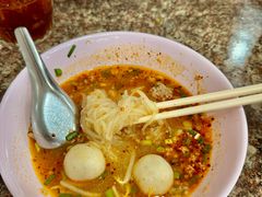 -榮泰米粉湯(Left Shop)