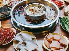 -储奇门鳝鱼火锅(总店)